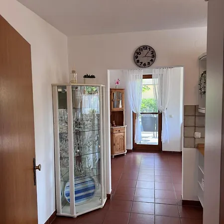 Διαμέρισμα Haus Annemarie Mit Terrasse Und Garten *