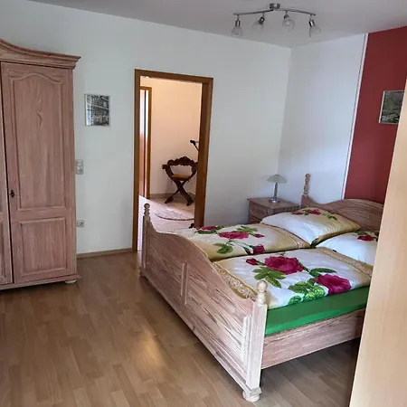 Haus Annemarie Mit Terrasse Und Garten Διαμέρισμα *